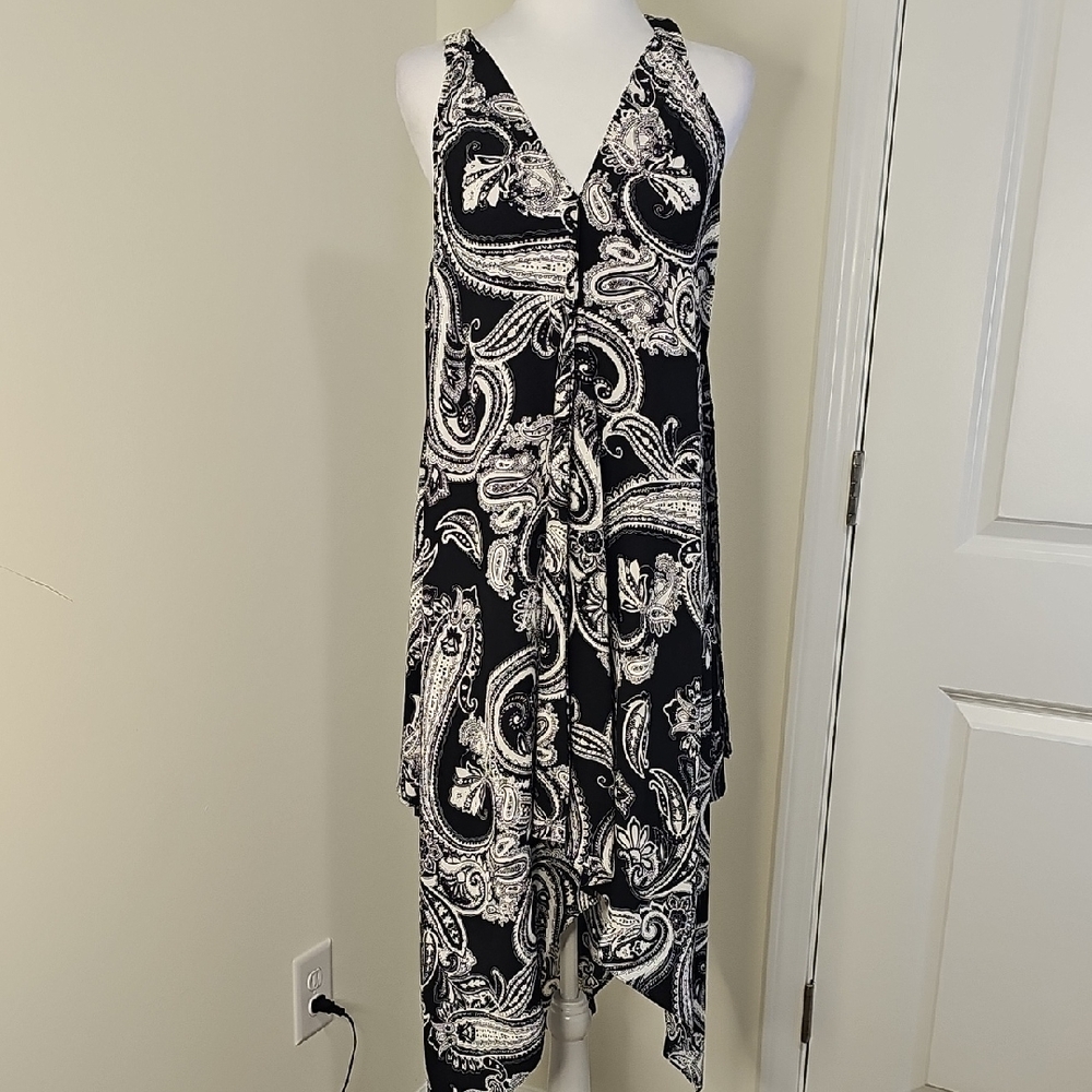 SLNY Women's Black and White Asymmetrical Paisley Dress Size M‎